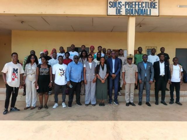 Photo 11 : Ateliers de sensibilisation régionale de la CNAM 2026 sur la protection des données à cara